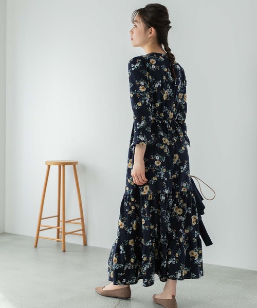 Edit Sheen（エディットシーン）の「【スタイリストプロデュース】チェーン付きフラットシューズ（パンプス・レディース・ブラック/グレイッシュベージュ・23.5cm/22.5cm/24.5cm/22.0cm/24.0cm/23.0cm/21.5cm）」の6枚目の写真