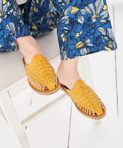 coen(コーエン)の「グルカメッシュミュール(サンダル・レディース・ホワイト/イエロー・S/M/L)」の9枚目の写真