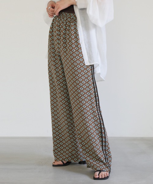 select MOCA（セレクトモカ）の「2022 SS ネイティブ柄ワイドトラック