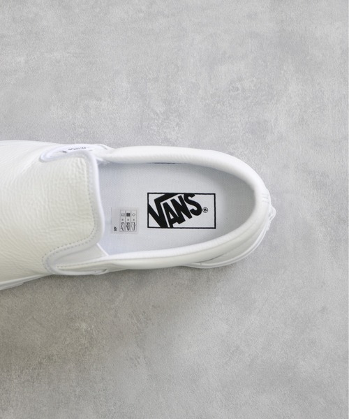 And A（アンドエー）の「VANS ヴァンズ / CLASSIC SLIP-ON PREMIUM LEATHER クラシック スリッポン プレミアムレザー ローカット レザースニーカー / VN0A5AO8W00（スリッポン・メンズ・ホワイト・27.0cm/26.5cm/27.5cm）」の7枚目の写真