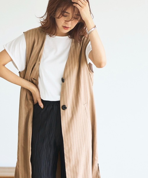 GeeRA(ジーラ)の「ストライプ柄ロングジレ(ベスト・レディース・ベージュ/キャメル・LARGE/MEDIUM)」の2枚目の写真