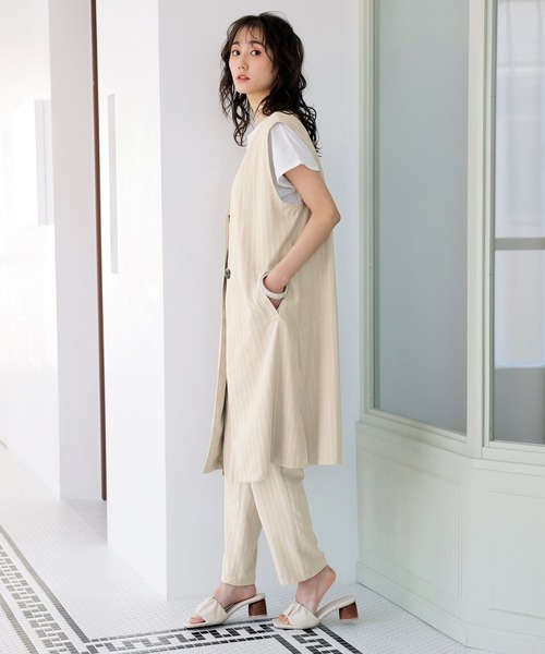 GeeRA(ジーラ)の「ストライプ柄ロングジレ(ベスト・レディース・ベージュ/キャメル・LARGE/MEDIUM)」の6枚目の写真