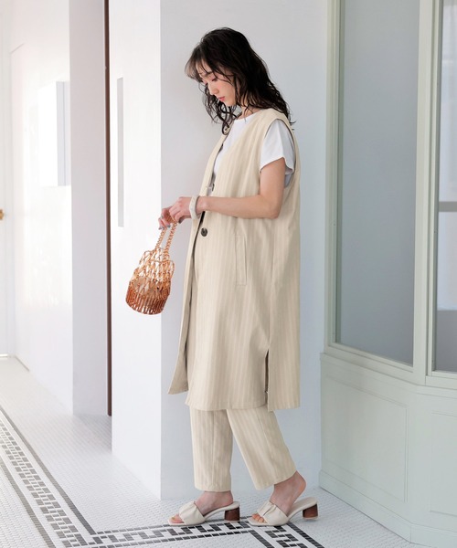 GeeRA(ジーラ)の「ストライプ柄ロングジレ(ベスト・レディース・ベージュ/キャメル・LARGE/MEDIUM)」の8枚目の写真