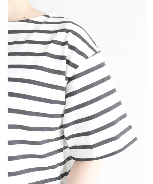 Lugnoncure(ルノンキュール)の「ボーダーTシャツ(Tシャツ/カットソー・レディース・ブルー/グリーン/チャコール・フリ-)」の15枚目の写真