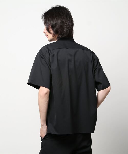 BESPOKE TOKYO(ビスポークトウキョウ)の「TWO SIDED S/S SHIRT(シャツ/ブラウス・メンズ・オフホワイト/ダークグレー/ブラック・1/3/2)」の5枚目の写真