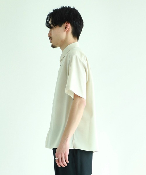 BESPOKE TOKYO(ビスポークトウキョウ)の「TWO SIDED S/S SHIRT(シャツ/ブラウス・メンズ・オフホワイト/ダークグレー/ブラック・1/3/2)」の8枚目の写真