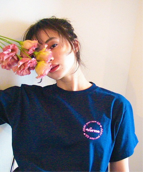 Oriens JOURNAL STANDARD(オリエンス ジャーナルスタンダード)の「【verme /ヴァーム】 ORIENS別注T-Shirt(Tシャツ/カットソー・メンズ・ホワイト/ネイビー/ピンク・SMALL/MEDIUM)」の22枚目の写真