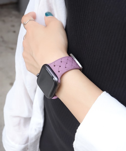Urban Coral（アーバンコーラル）の「Apple Watch Band / アップルウォッチ バンド くすみカラー編み込みシリコン / Urban Coral（デジタル腕時計・レディース・ライトグレー/パープル/ネイビー/レッド/ミント/ラベンダー/ブルー系その他/パープル系その他/ピンク系その他/オレンジ系その他/ベージュ系その他/ブラウン系その他/グレー系その他/パープル系その他2/グレー/カーキ/ブラック・40mm）」の11枚目の写真