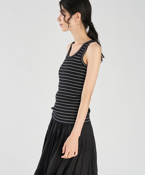 agnes b.(アニエスベー)の「ボーダー リブ タンクトップ "Iguane"(Tシャツ/カットソー・レディース・ブラック・1/2/3)」の8枚目の写真