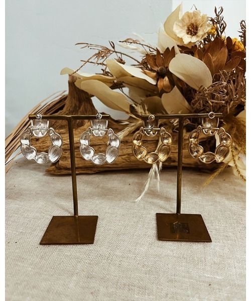 emouv by est(エモーヴバイエスト)の「emouv by est ストーンサークルピアス(ピアス(両耳用)・レディース・シルバー/ゴールド・FREE)」の4枚目の写真