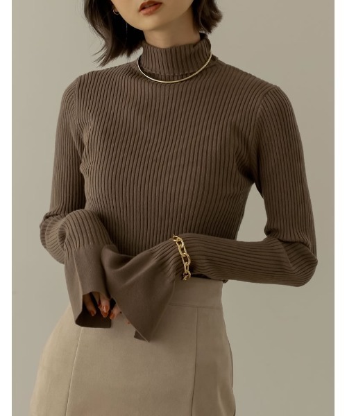 Re:EDIT（リエディ）の「[新色追加][2022A/W COLLECTION]リブフレアスリーブプルオーバー（ニット/セーター・レディース・パープル/イエロー/アイボリー/ブラック/グリーン/グレー/オレンジ/モカ/ブルー/ブラック系その他・LARGE/MEDIUM）」の6枚目の写真