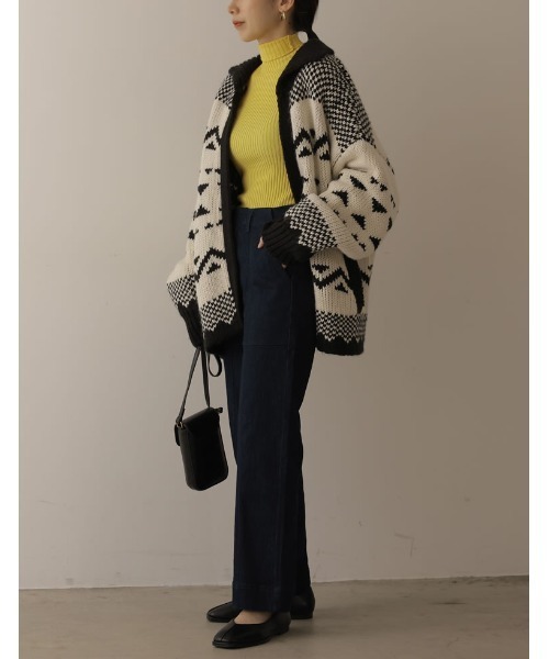 Re:EDIT（リエディ）の「[新色追加][2022A/W COLLECTION]リブフレアスリーブプルオーバー（ニット/セーター・レディース・パープル/イエロー/アイボリー/ブラック/グリーン/グレー/オレンジ/モカ/ブルー/ブラック系その他・LARGE/MEDIUM）」の17枚目の写真