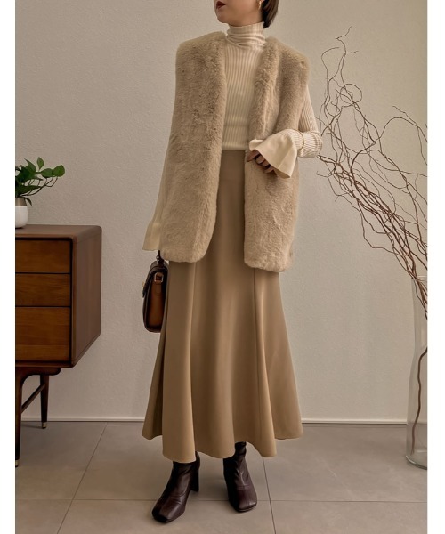 Re:EDIT（リエディ）の「[新色追加][2022A/W COLLECTION]リブフレアスリーブプルオーバー（ニット/セーター・レディース・パープル/イエロー/アイボリー/ブラック/グリーン/グレー/オレンジ/モカ/ブルー/ブラック系その他・LARGE/MEDIUM）」の15枚目の写真