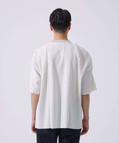 UNITED TOKYO(ユナイテッドトウキョウ)の「サイドプリーツT(Tシャツ/カットソー・メンズ・ブラック系その他2/ホワイト/カーキ・2/1)」の7枚目の写真