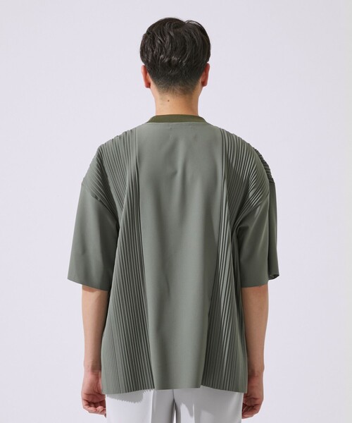 UNITED TOKYO(ユナイテッドトウキョウ)の「サイドプリーツT(Tシャツ/カットソー・メンズ・ブラック系その他2/ホワイト/カーキ・2/1)」の16枚目の写真