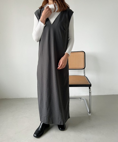 CLEA（クレア）の「モックネックメロウリブニットトップス（ニット/セーター・レディース・ピンク/ブルー/ホワイト/ブラック/レッド・FREE）」の12枚目の写真