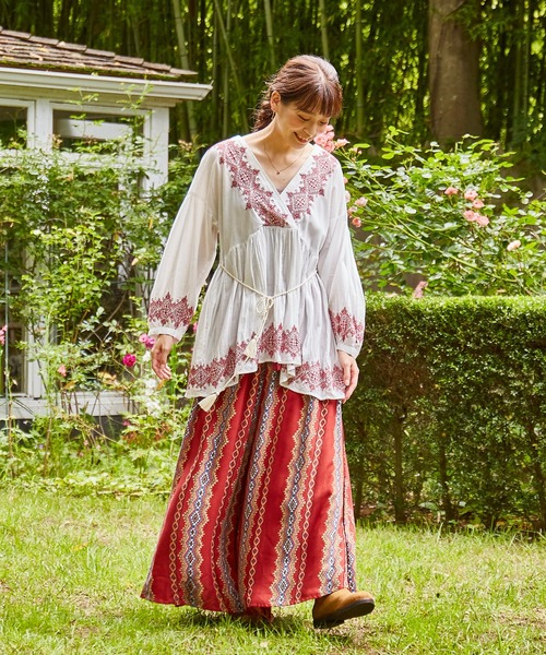 チャイハネ（チャイハネ）の「【チャイハネ】ジプラス刺繍トップス（その他トップス・レディース・グリーン/ブラウン/ホワイト・FREE）」の9枚目の写真