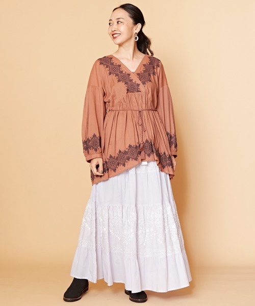 チャイハネ（チャイハネ）の「【チャイハネ】ジプラス刺繍トップス（その他トップス・レディース・グリーン/ブラウン/ホワイト・FREE）」の12枚目の写真