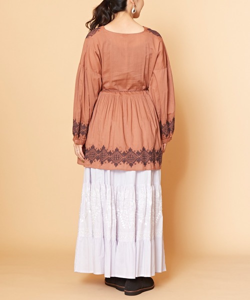 チャイハネ（チャイハネ）の「【チャイハネ】ジプラス刺繍トップス（その他トップス・レディース・グリーン/ブラウン/ホワイト・FREE）」の14枚目の写真