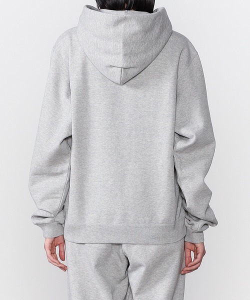 Bshop(ビショップ)の「Handkerchief Club | 裏毛スウェットフーディー WOMEN(パーカー・レディース・グレー/グリーン・0)」の7枚目の写真