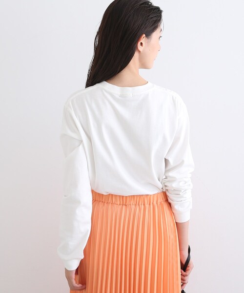 INDIVI(インディヴィ)の「【WORLD for the World】フォトプリント ロングTシャツ(Tシャツ/カットソー・レディース・ホワイト・38/13/05)」の8枚目の写真