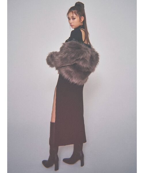 GYDA（ジェイダ）の「【ゆうちゃみコラボ】BACK OPENテレコロングスリットワンピース（ワンピース・レディース・ブラック・SMALL/MEDIUM）」の10枚目の写真