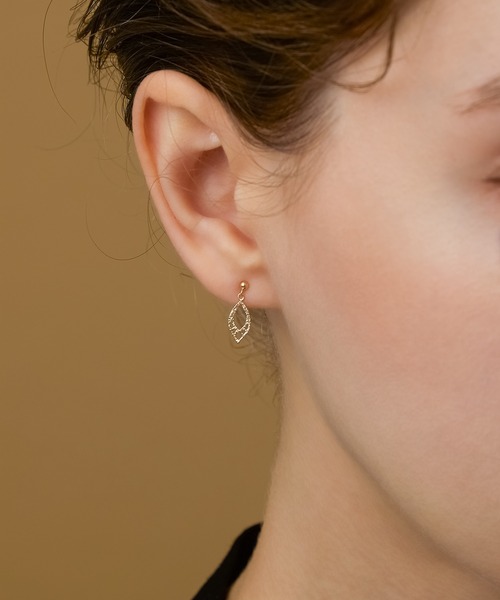 agete（アガット）の「K10ピアス（ピアス（両耳用）・レディース・イエローゴールド・FREE）」の3枚目の写真