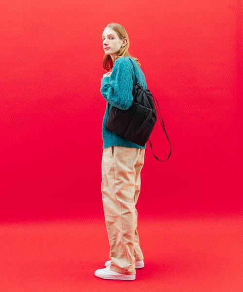 CITEN（シテン）の「＜CITEN＞ パデット ナップサック（バックパック/リュック・レディース・ホワイト/ブラック/ロイヤルブルー・FREE）」の4枚目の写真