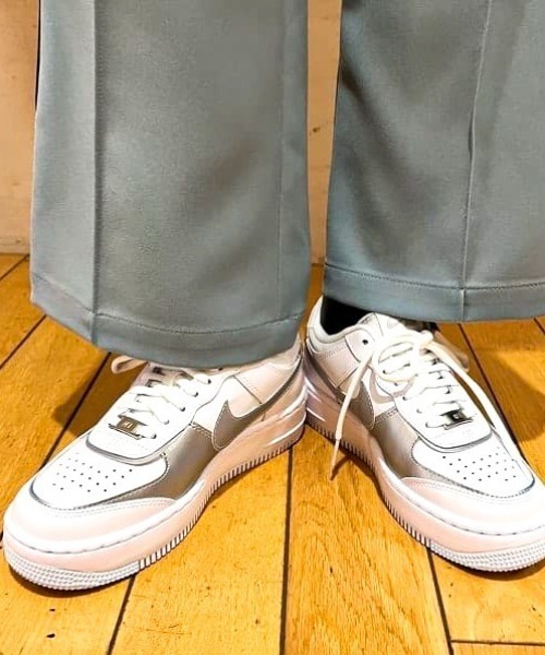 NIKE(ナイキ)の「NIKE / エア フォース 1 シャドウ(スニーカー・レディース・ホワイト・23.5cm/24.0cm/24.5cm/25.0cm/23.0cm)」の7枚目の写真