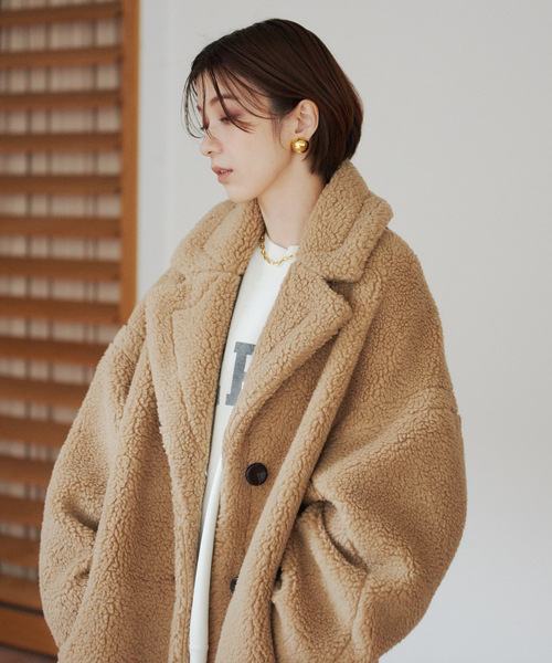 Rouge vif(ルージュヴィフ)の「ボアコート(その他アウター・レディース・ベージュ・38/36)」の3枚目の写真