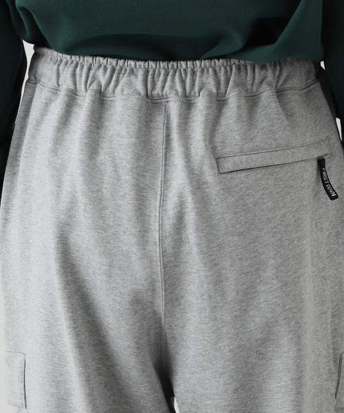 FIRST DOWN(ファーストダウン)の「【FIRST DOWN / ファーストダウン】 CARGO PANTS COTTON SWEAT(カーゴパンツ・メンズ・グリーン/ブラック/チャコールグレー・MEDIUM/LARGE)」の9枚目の写真