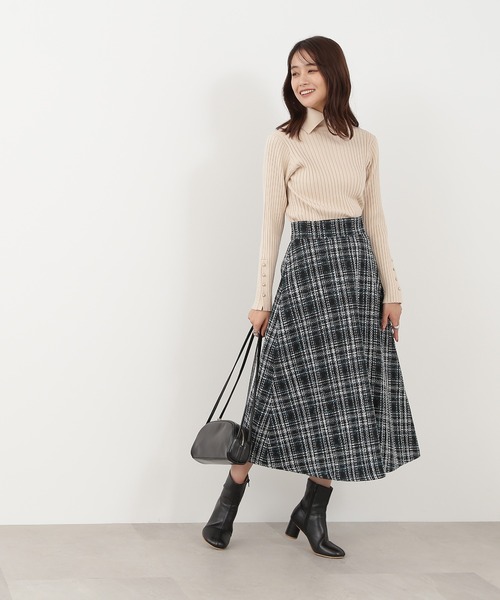 N.（N. Natural Beauty Basic）（エヌエヌナチュラルビューティーベーシック）の「◆ポロ襟ゴールドボタンリブニット（ニット/セーター・レディース・ナチュラル/ブルー/オレンジ・MEDIUM）」の9枚目の写真