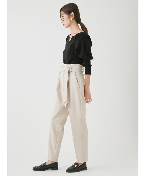 Stylevoice for xxx(スタイルヴォイスフォー)の「ウエストリボン付きハイウエストテーパードパンツ(スラックス・レディース・ブラック/ライトベージュ・SMALL/MEDIUM)」の22枚目の写真
