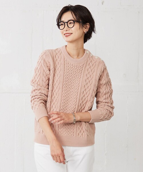 J.PRESS(ジェイプレス)の「【洗える】コットンアクリルコード アラン ニット(ニット/セーター・レディース・ホワイト系/ふじ色系/ピンク系/イエロー系・T13)」の4枚目の写真