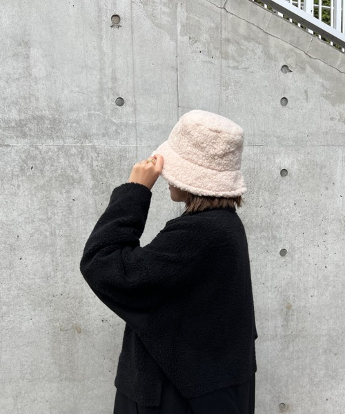 COLOR TOKYO ACCESSORIES（カラートウキョウアクセサリー）の「ファジーバケットハット（ハット・レディース・ベージュ/ブラック・FREE）」の9枚目の写真