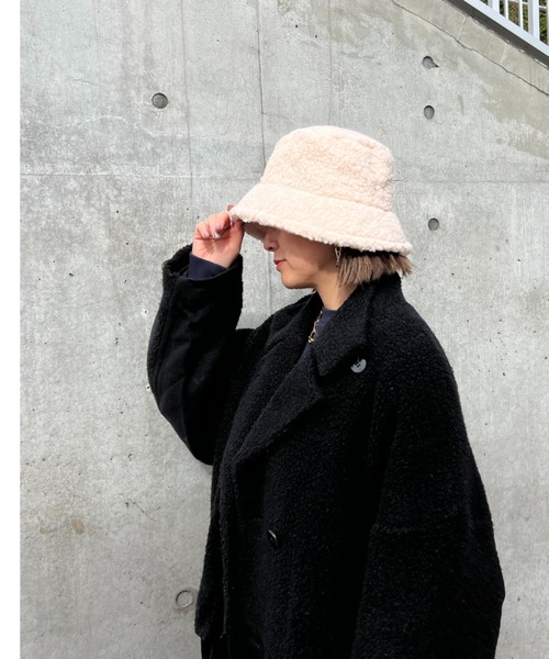 COLOR TOKYO ACCESSORIES（カラートウキョウアクセサリー）の「ファジーバケットハット（ハット・レディース・ベージュ/ブラック・FREE）」の10枚目の写真