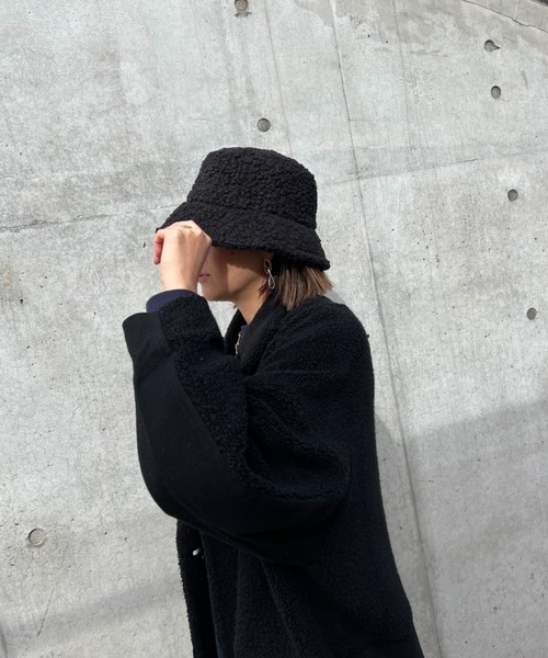 COLOR TOKYO ACCESSORIES（カラートウキョウアクセサリー）の「ファジーバケットハット（ハット・レディース・ベージュ/ブラック・FREE）」の15枚目の写真