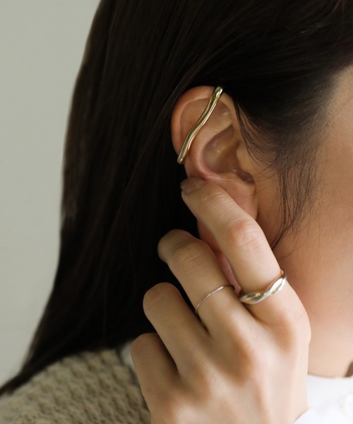 select MOCA（セレクトモカ）の「ロングイヤーカフ（イヤーカフ・レディース・シルバー/ゴールド・FREE）」の2枚目の写真