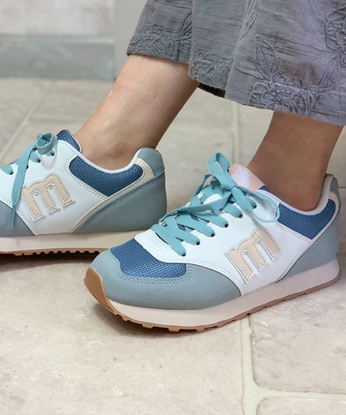 moz(モズ)の「【MOZ】レトロローカットスニーカー(スニーカー・レディース・グレー/ブラック/ネイビー/マスタード/パープル/その他/サックスブルー/ブラック×ホワイト/ダークベージュ/ベージュ/グレー系その他・22.5cm/23.0cm/23.5cm/24.0cm/24.5cm/25.0cm)」の8枚目の写真