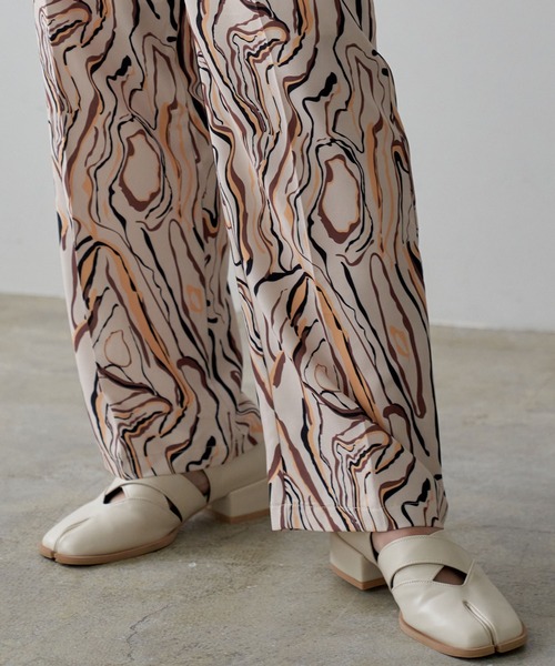 miette(ミエット)の「プリントストレートパンツ(その他パンツ・レディース・ブラック/ベージュ/ライトベージュ・FREE)」の12枚目の写真