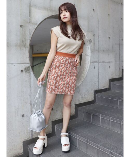 MURUA（ムルーア）の「モノグラムミニスカート（スカート・レディース・ブラック/オレンジ/ブルー・FREE）」の16枚目の写真