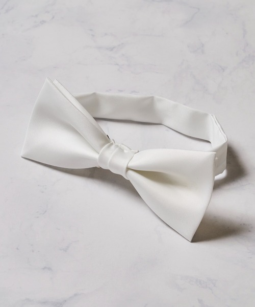 ADPOSION（アドポーション）の「サテン ソリッドボウタイ（蝶ネクタイ・メンズ・ホワイト/ワインレッド/ゴールド/レッド/グレー/ライトグレー/ブラック/ブラウン/ネイビー/シャンパン/グリーン・FREE）」の2枚目の写真