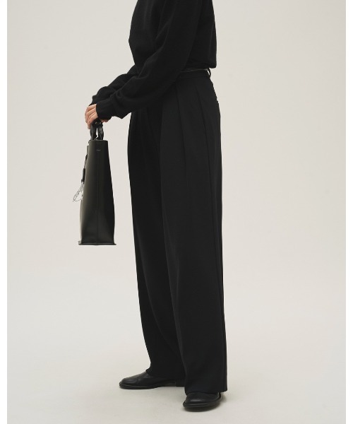 TODAYFUL(トゥデイフル)の「Doubletuck Twill Trousers(その他パンツ・レディース・ブラック/アイボリー・36inch/38inch)」の11枚目の写真