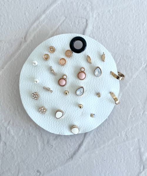 thank U more(サンキューモア)の「1ダースピアス ピアス 12セット / pierce 12set【両耳用】(ピアス(両耳用)・レディース・ゴールド/シルバー・FREE)」の1枚目の写真