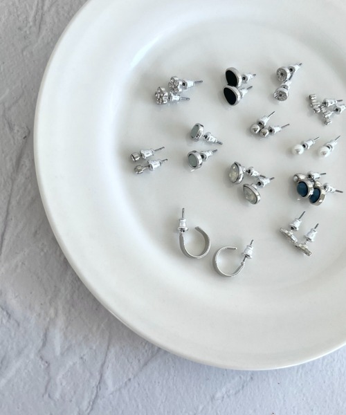 thank U more(サンキューモア)の「1ダースピアス ピアス 12セット / pierce 12set【両耳用】(ピアス(両耳用)・レディース・ゴールド/シルバー・FREE)」の8枚目の写真