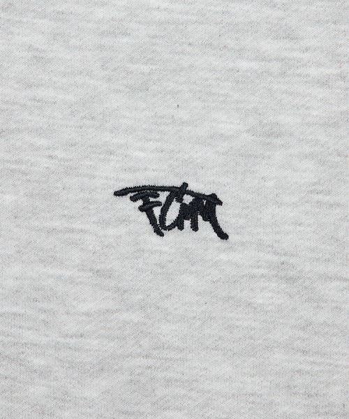 FCMM(エフシーエムエム)の「【日本限定アイテム】HALF ZIP HOODIE/ハーフジップフーディー(パーカー・メンズ・グレー/ブラック/ネイビー・LARGE/MEDIUM)」の4枚目の写真