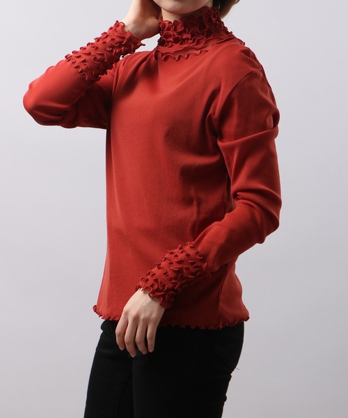 BRODIAEA(ブローディア)の「BRODIAEA 長袖チュールシアートップス 8段メロー(Tシャツ/カットソー・レディース・オフホワイト/カーキ/テラコッタ/シルバーグレー/グリーン/ピンク/マスタード/プラム/チャコール/ベージュ/パープル/ブラック・40)」の21枚目の写真