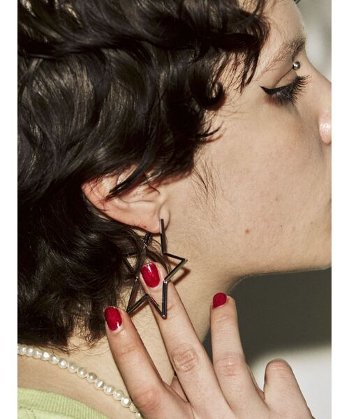 jouetie（ジュエティ）の「スターフープピアス（ピアス（両耳用）・レディース・シルバー/ゴールド・FREE）」の7枚目の写真