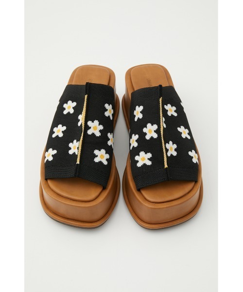 RODEO CROWNS WIDE BOWL(ロデオクラウンズワイドボウル)の「PATTERN KNIT WADGE SANDAL(サンダル・レディース・ブラック系その他/グリーン系その他・MEDIUM/LARGE)」の2枚目の写真