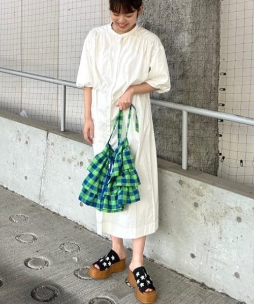 RODEO CROWNS WIDE BOWL(ロデオクラウンズワイドボウル)の「PATTERN KNIT WADGE SANDAL(サンダル・レディース・ブラック系その他/グリーン系その他・MEDIUM/LARGE)」の18枚目の写真